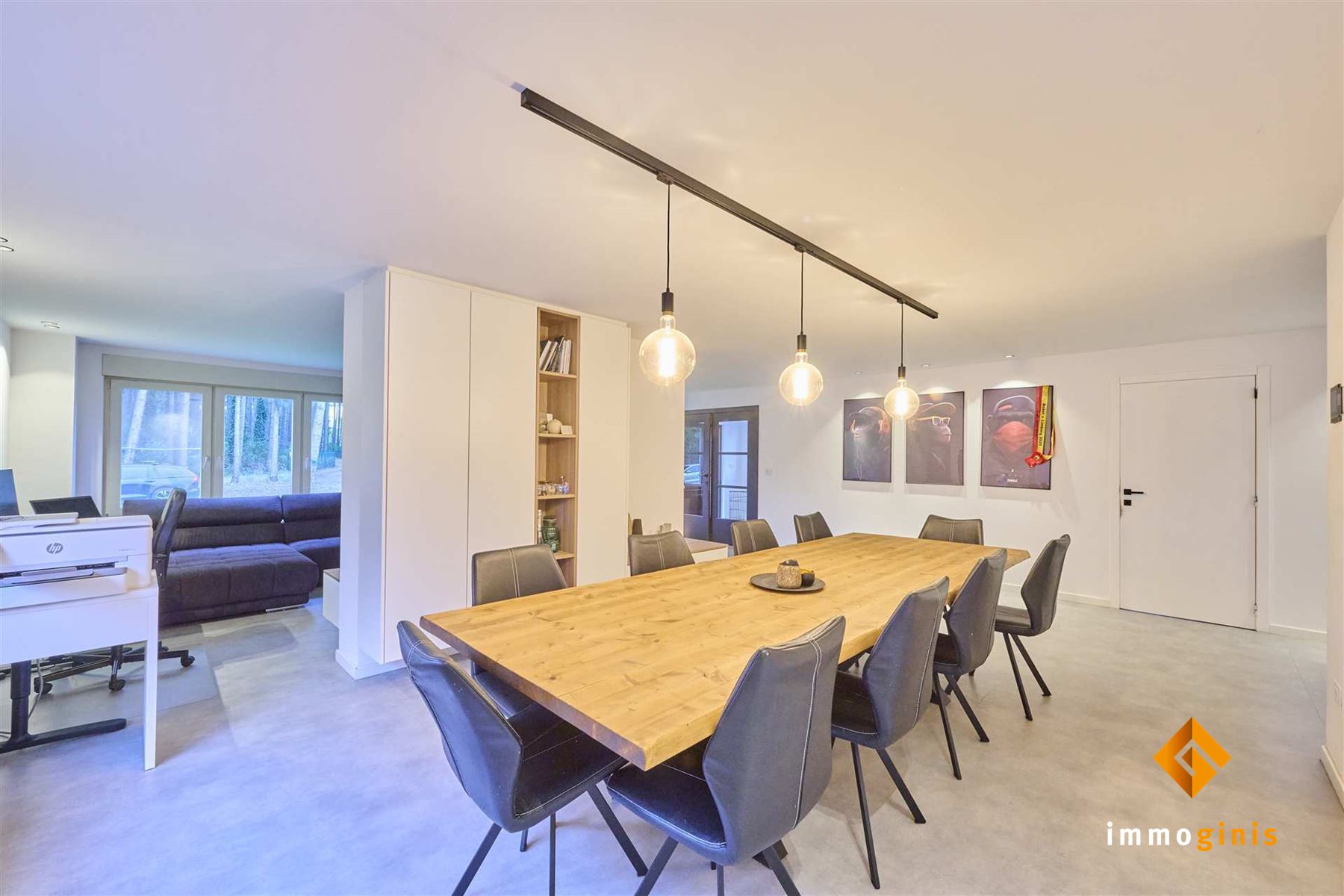 Ruime, gerenoveerde woning met 6 slaapkamers en loods (180m²) op een perceel van 71a44ca. - foto 5