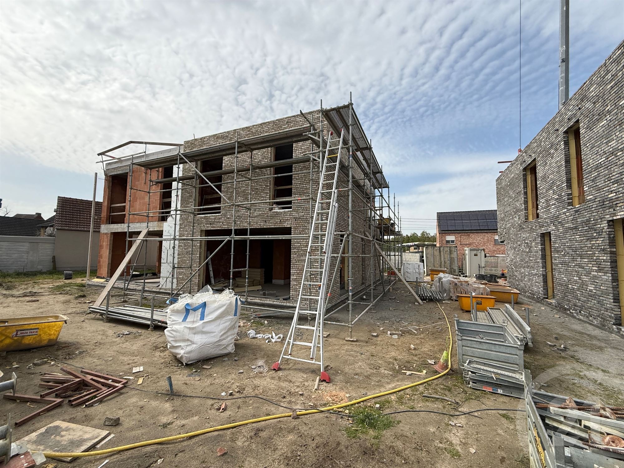 Prachtige nieuwbouwwoning in een zeer rustige straat! - foto 3
