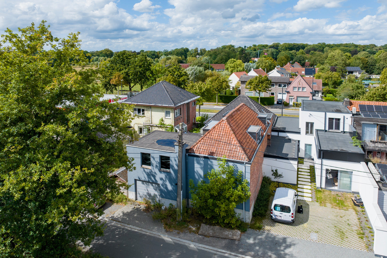 Commercial à vendre à Deurle avec 3 chambres - photo 2