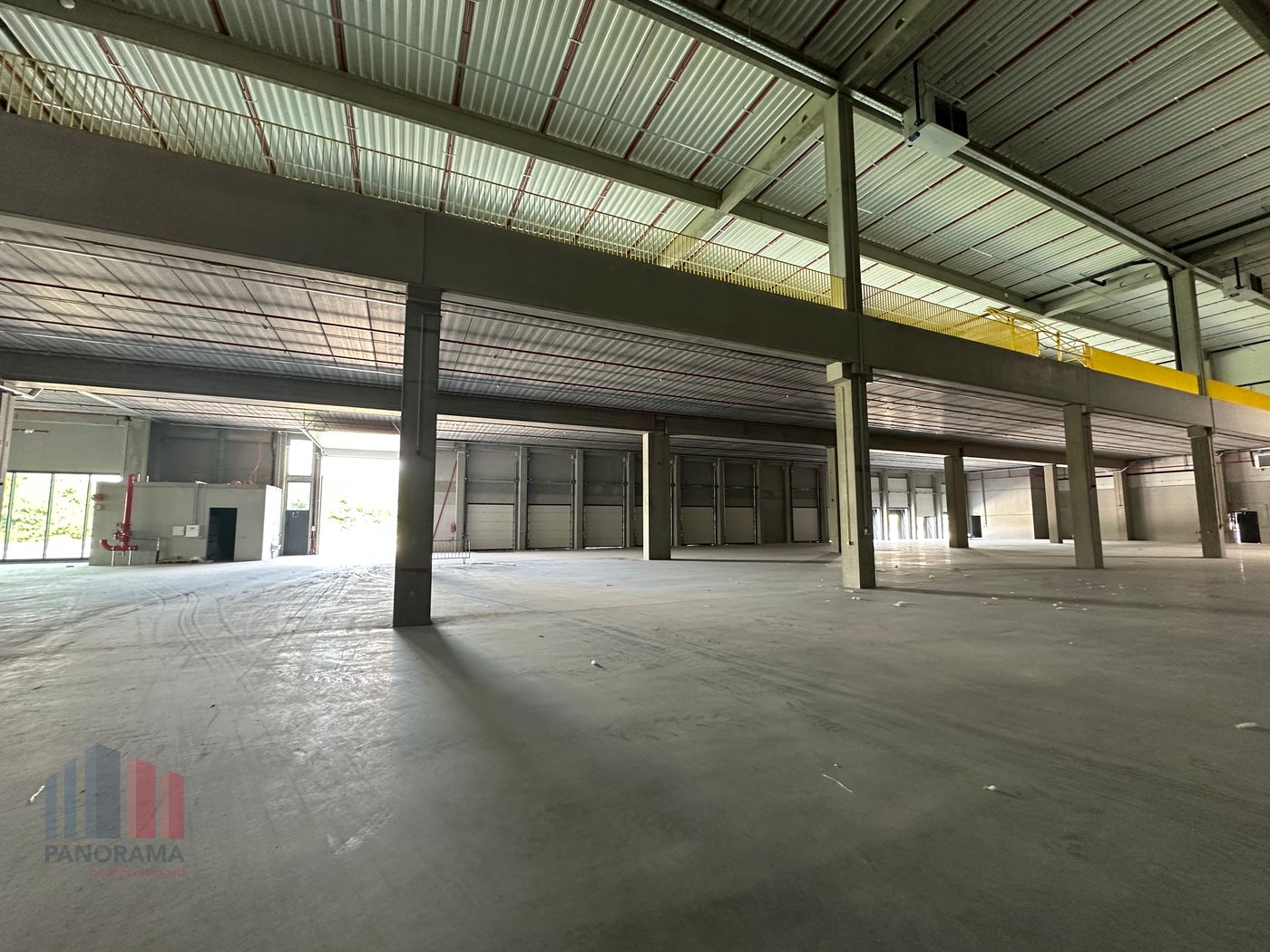 High-end logistiek bedrijfsgebouw te huur in Péruwelz - photo 5