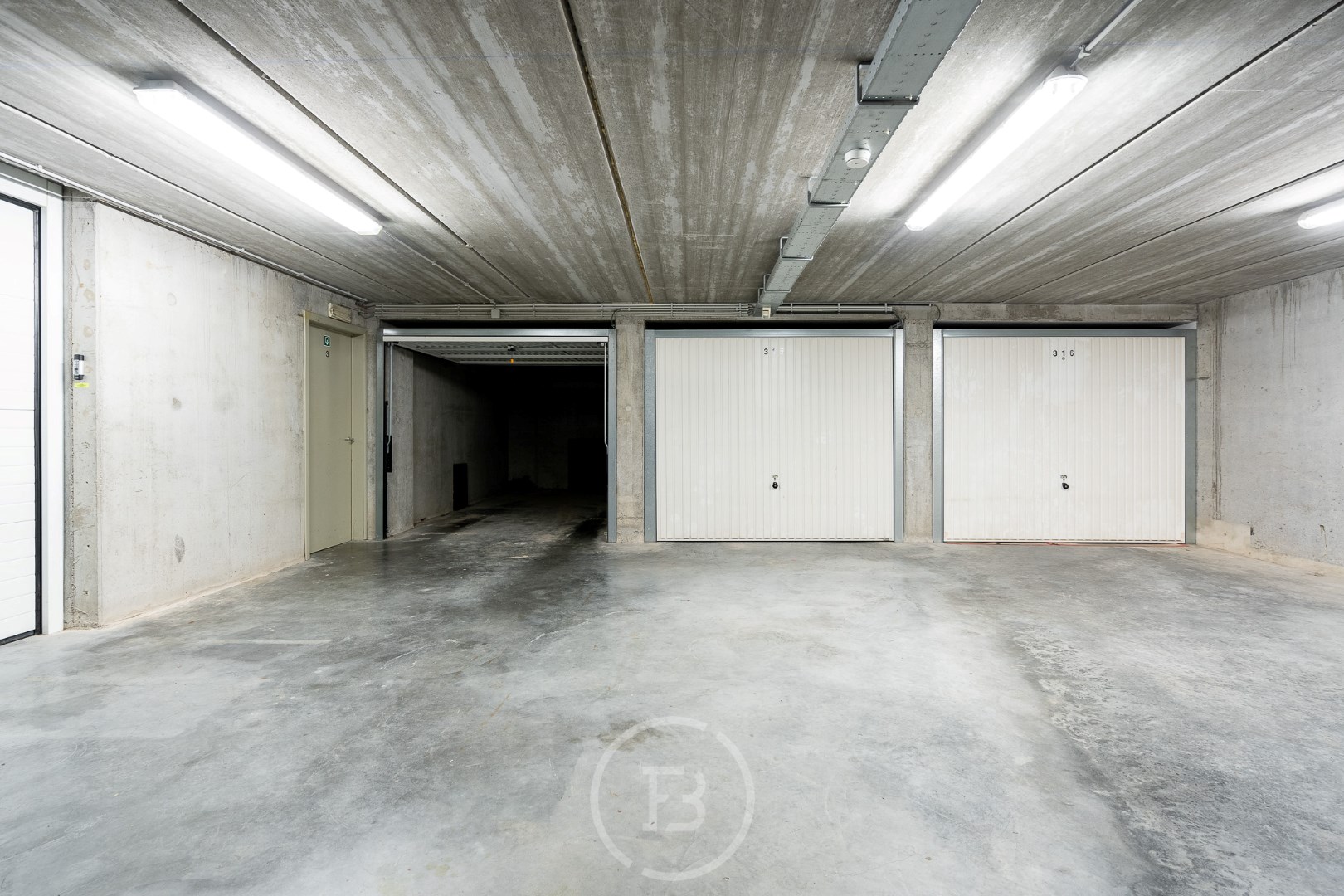 Garage for sale in Knokke-Heist - photo 2