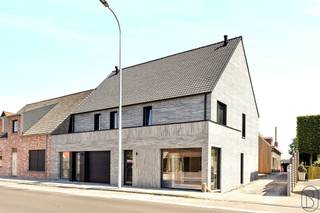 MODERNE BEN-NIEUWBOUWWONING in hartje Ooigem met 3 SLK en ZUIDGERICHTE tuin. Indeling: Gelijkvloers: inkomhal met apart gastentoilet,...