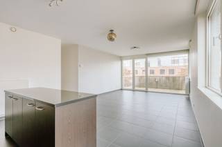 Dit instapklare appartement met twee slaapkamers bevindt zich in een verzorgd gebouw en biedt een aangename lichtinval dankzij de vele...