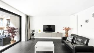 Magnifiek appartement met een gevelbreedte van bijna 8 meter en 2 schitterende terrassen. Het appartement is gelegen in een recent gebouw (2015°)...