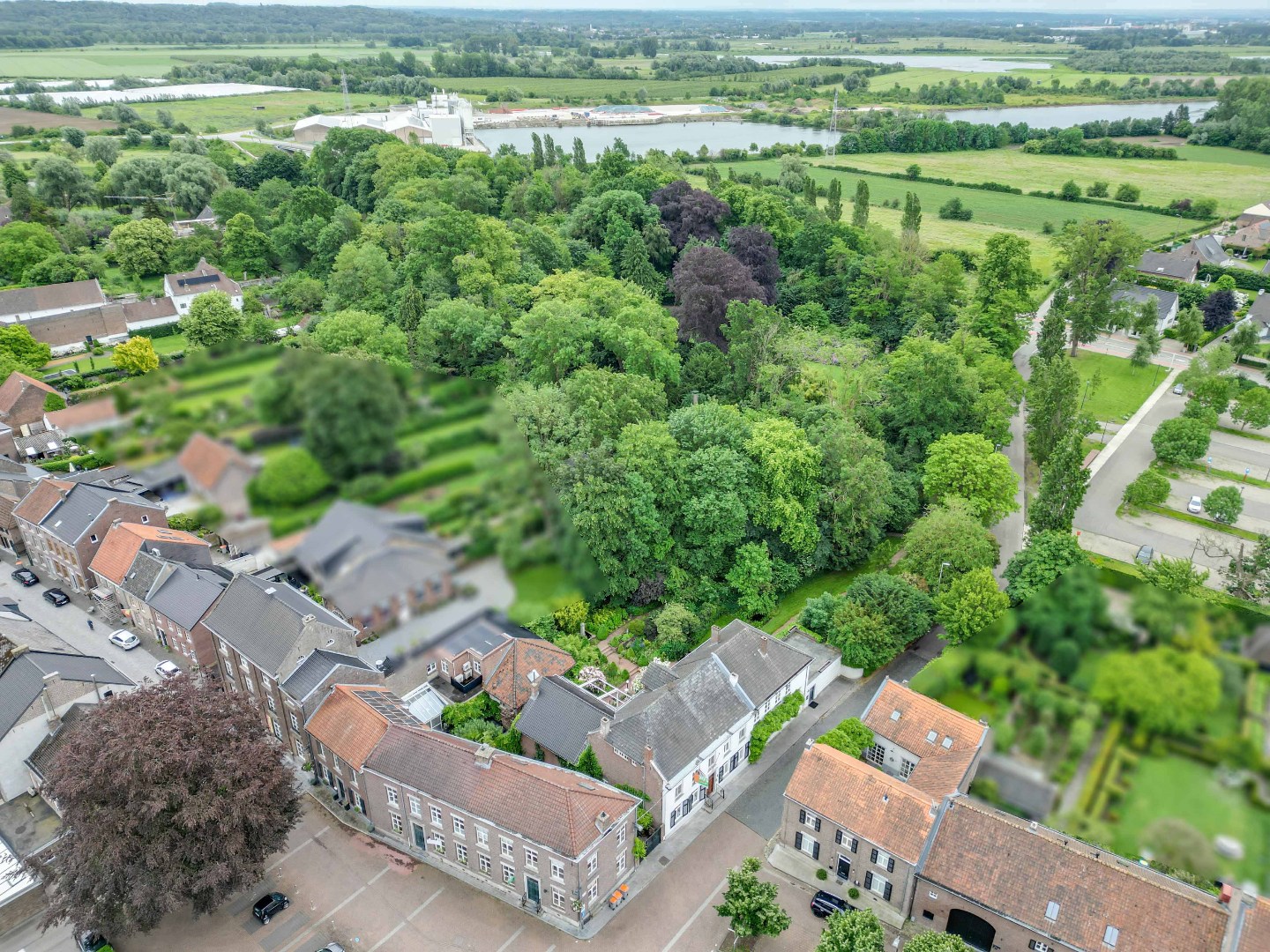 HISTORISCH HERENHUIS MET PARKTUIN OP 1HA 21A 94CA IN HET HART VAN OUD-REKEM ! - foto 4