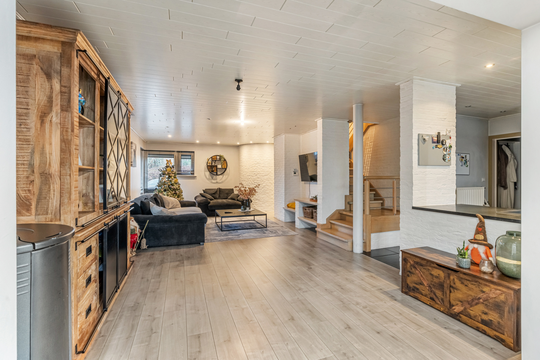 Instapklare OB met 3 slpk, 2 badkamers, garage en tuin. - foto 5