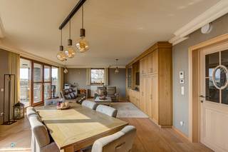 LUXUEUS AFGEWERKT APPARTEMENT MET 2 SLAAPKAMERS EN ZUIDGERICHT TERRAS VLAKBIJ HET CENTRUM VAN BILZEN (+ optioneel 3 autostaanplaatsen)*** Bekijkt U...