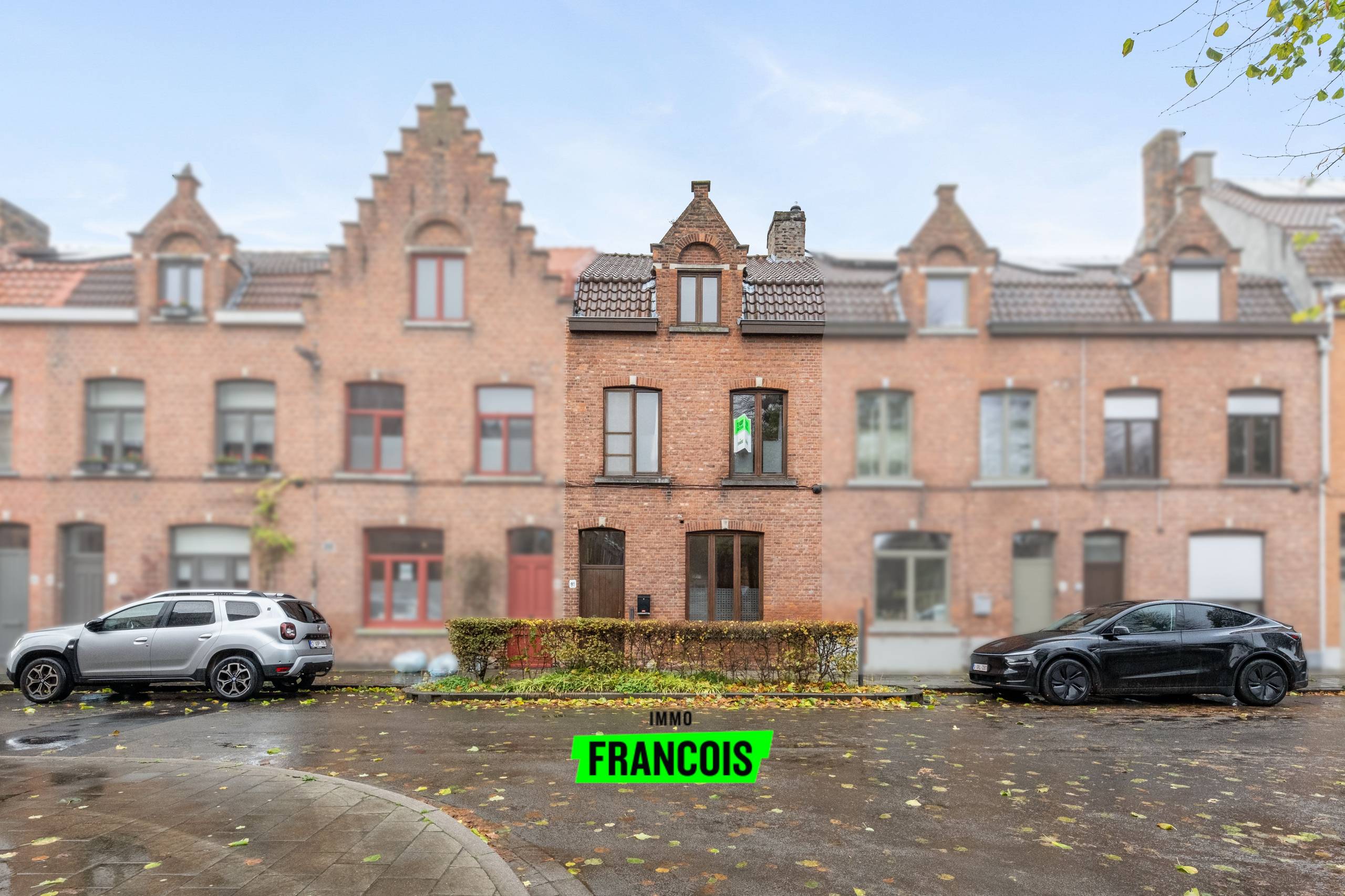 House for sale in Bruges with 5 bedrooms - photo 1