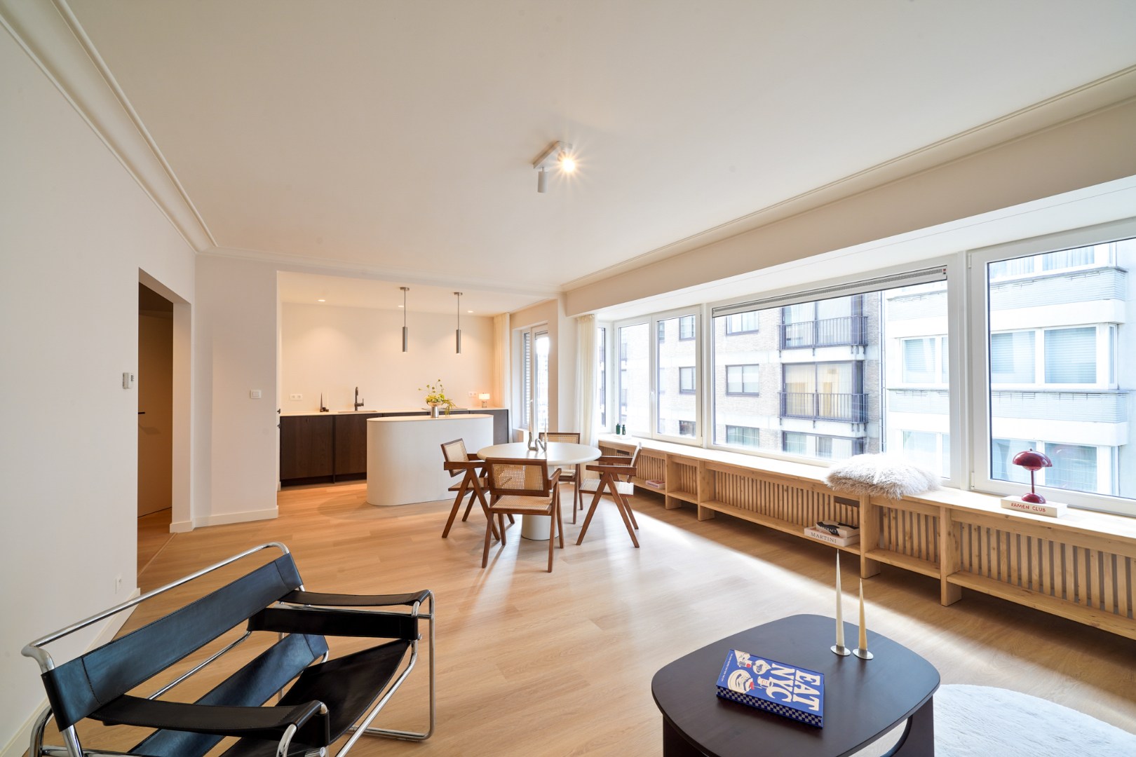 Luxueus gerenoveerd 3-slpk-appartement in hartje Oostende - foto 4