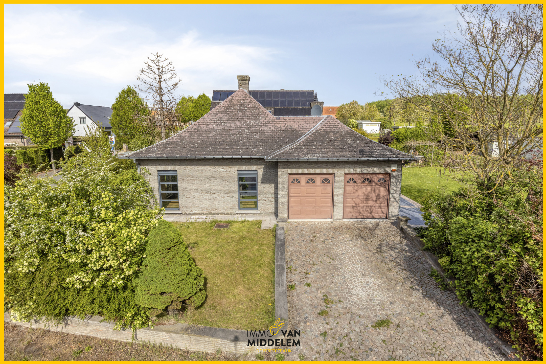 RUIME VILLA (6 KAMERS) MET BOUWGROND - foto 2