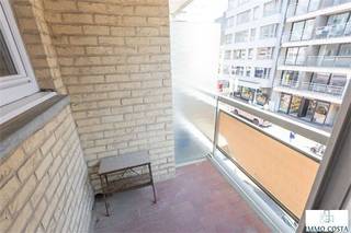 Dit 2-slaapkamerappartement bevindt zich op de tweede verdieping van de residente Providence, vlakbij de Zeedijk en de winkels en op wandelafstand...