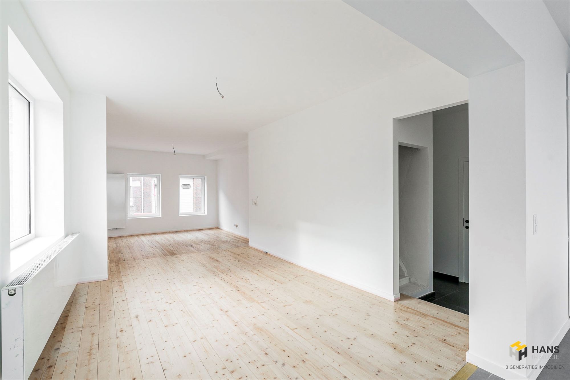 Instapklare woning (220 m²) met 3 slaapkamers en zuid-georiënteerde tuin (51 m²) in Rumst. - foto 4