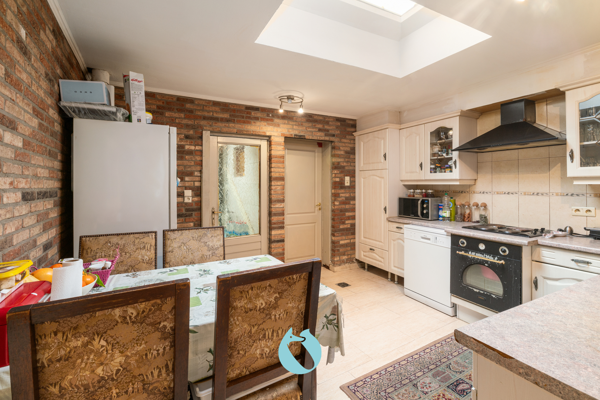 Woning met 4 à 5 slaapkamers en koer - foto 5