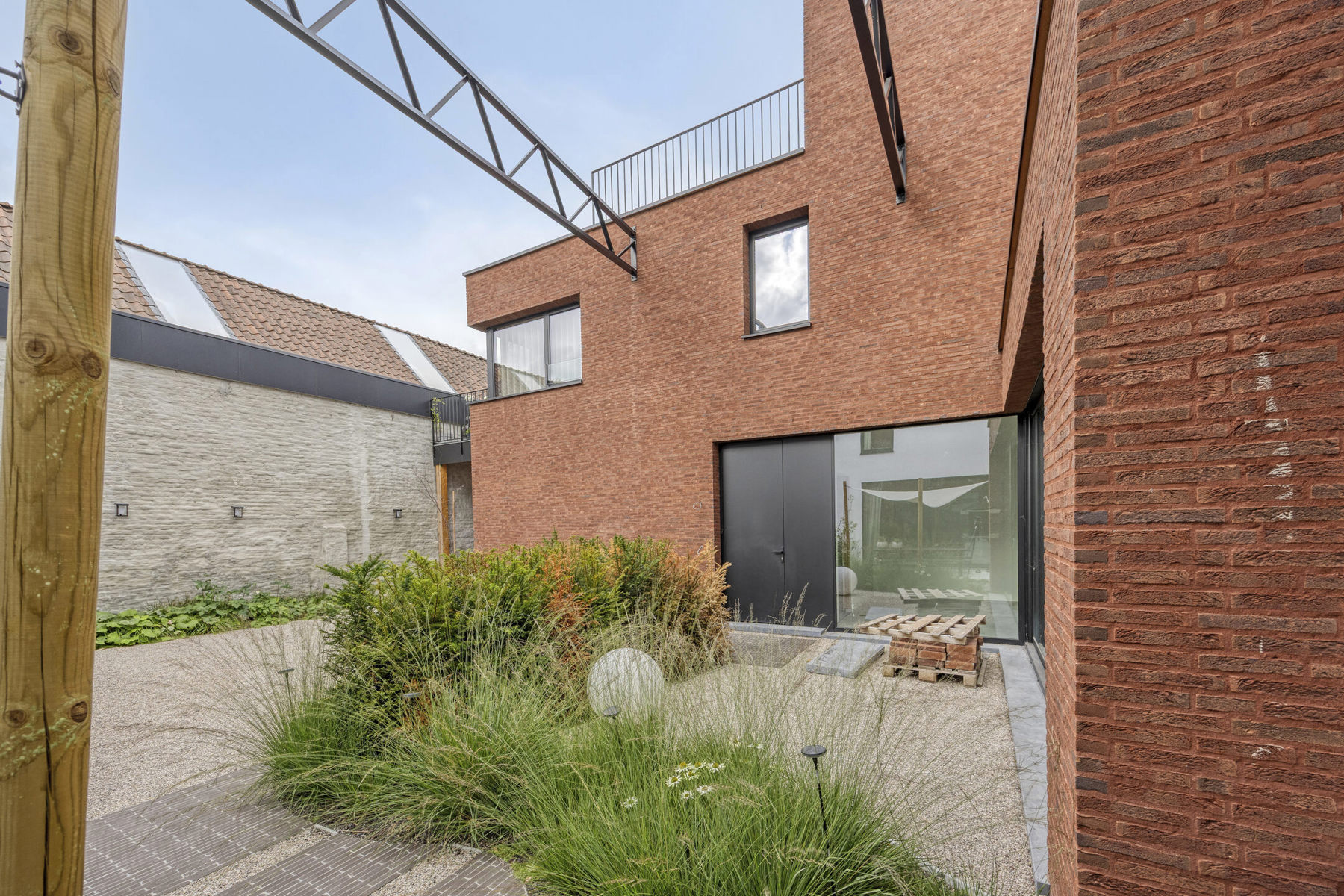 Nieuwbouw BEN Loftwoning centraal gelegen te Kortrijk - foto 4