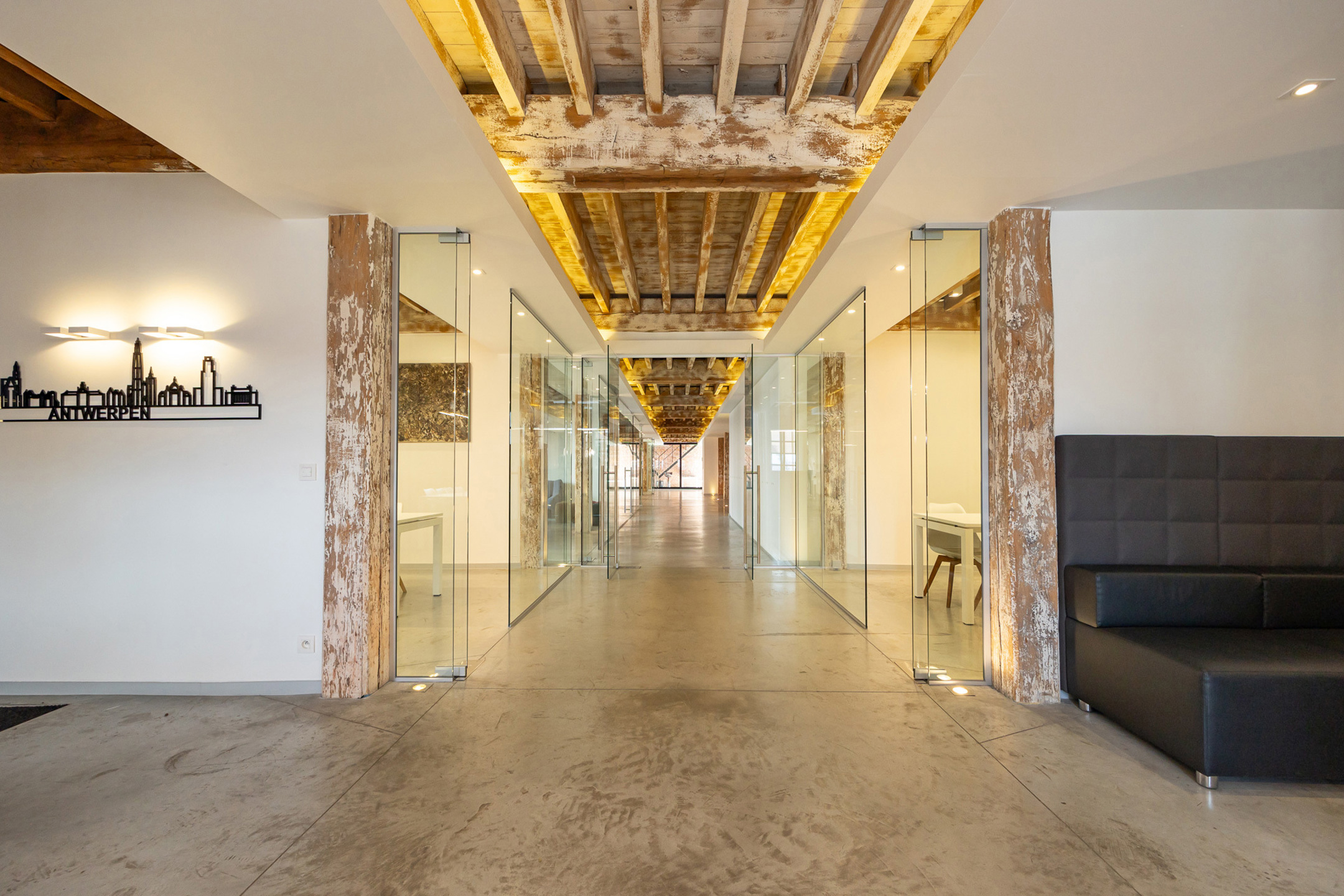 ANTWERPEN - Karaktervol loftkantoor - foto 1