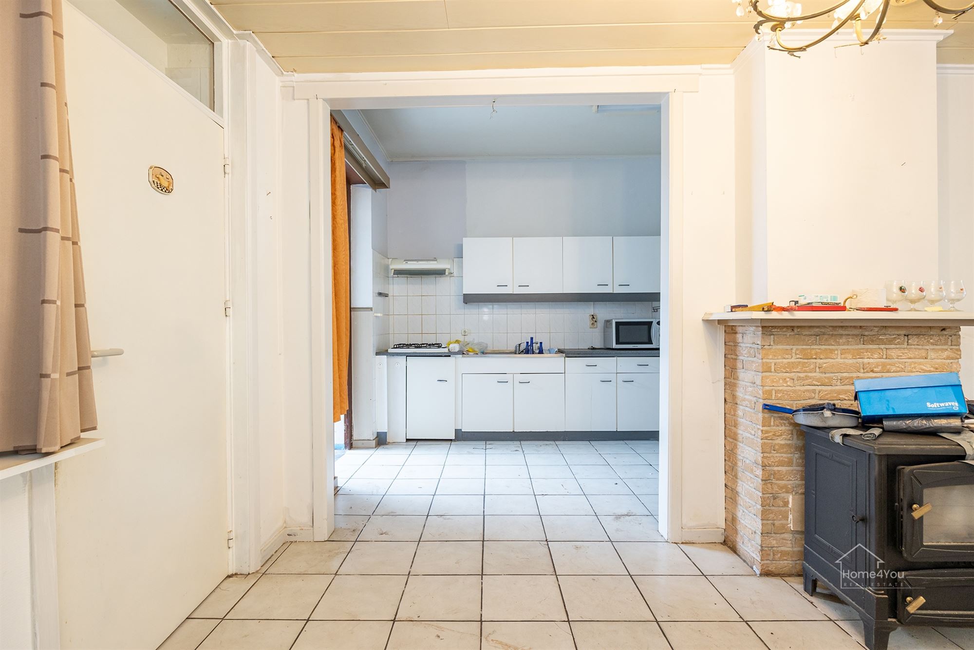 Te renoveren woning met groot potentieel en tuin te Bornem - foto 4