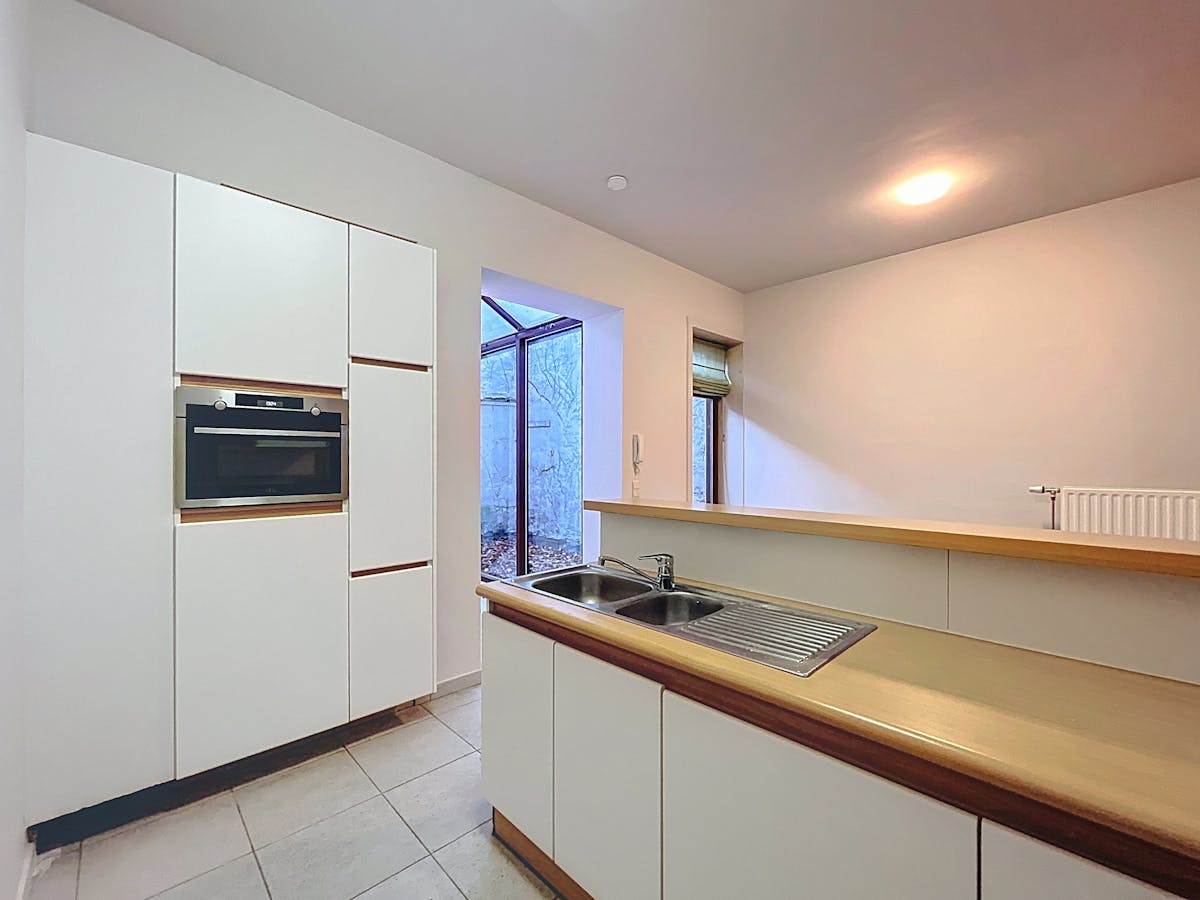 Appartement au rez-de-chaussée à louer avec terrasse à Bruges - photo 4