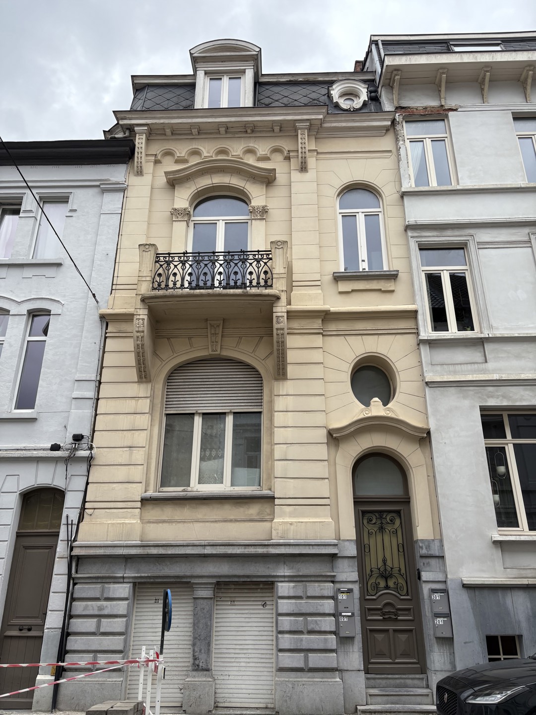 Gerenoveerd appartement met terras aan het Zuid! - foto 5