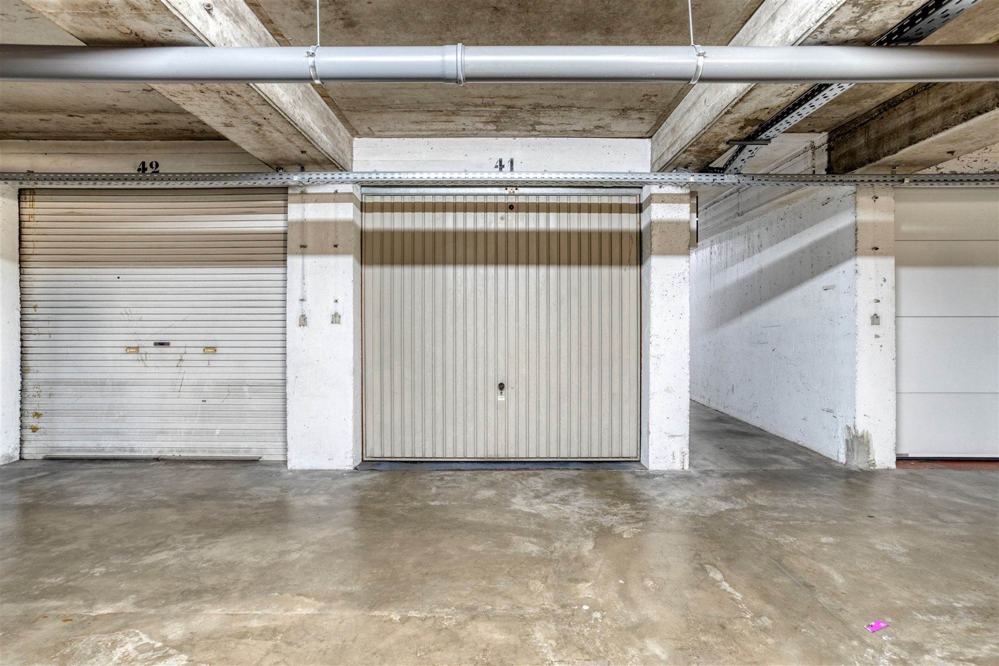 Garagebox op het Sporthalplein in centrum Wilrijk - foto 1