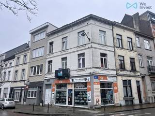 GEMENGD GEBOUW TE KOOP IN ANDERLECHT – COMMERCIËLE GELIJKVLOERS + APPARTEMENTENOPPERVLAKTE: +/- 170 M² | LOCATIE: ANDERLECHT – AUMALEBESCHRIJVINGTE...
