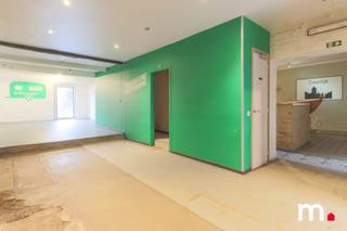 Bent u op zoek naar een woning in een centrale buurt? Deze woning in Deerlijk biedt alles wat u zoekt! Met een grondoppervlakte van 620 m² en...