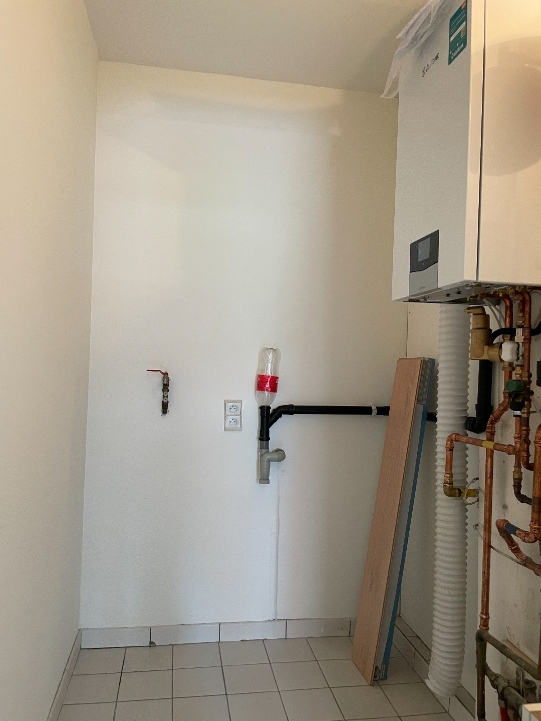 Ruim appartement met terras, garage en 2 slaapkamers in Wetteren - Energielabel C - foto 5