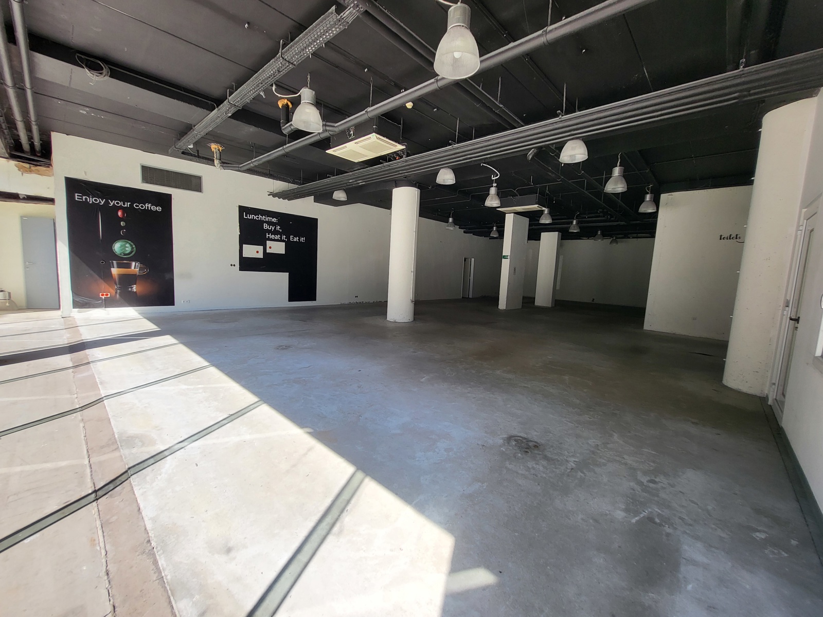 Commerciële toplocatie – baanwinkel ca. 760 m² in Oostende - foto 5