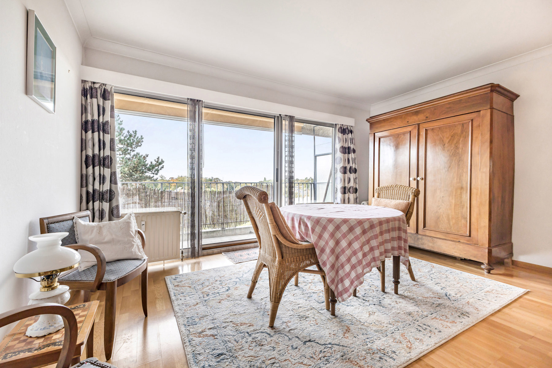Goed gelegen appartement met twee slaapkamers - foto 4