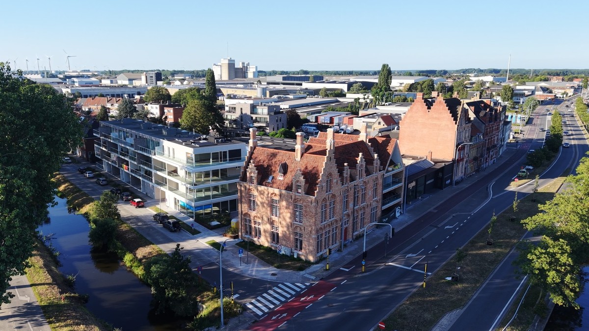 Instapklaar en hoogwaardig afgewerkt 3-slaapkamerappartement in Brugge. - foto 3
