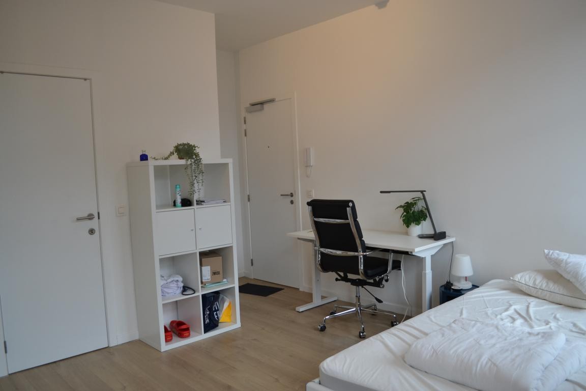 Volledig gerenoveerde studentenkamer - foto 5