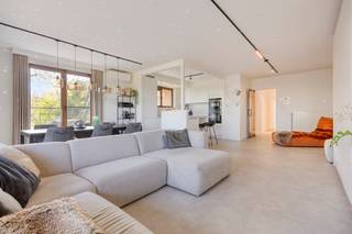 Dit luxueus afgewerkte appartement met 3 slaapkamers bevindt zich in residentie “Keizershof”, een uniek complex op een van de hoogste punten...