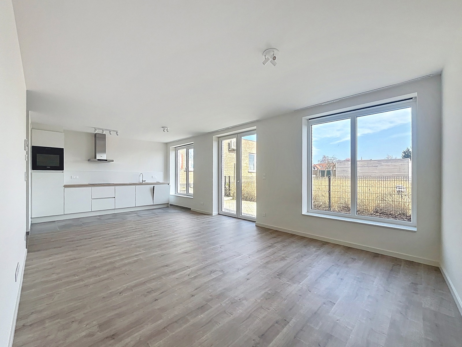 Gelijkvloers Handelpand met woonst (2 SLPK), nieuwbouw! - foto 3