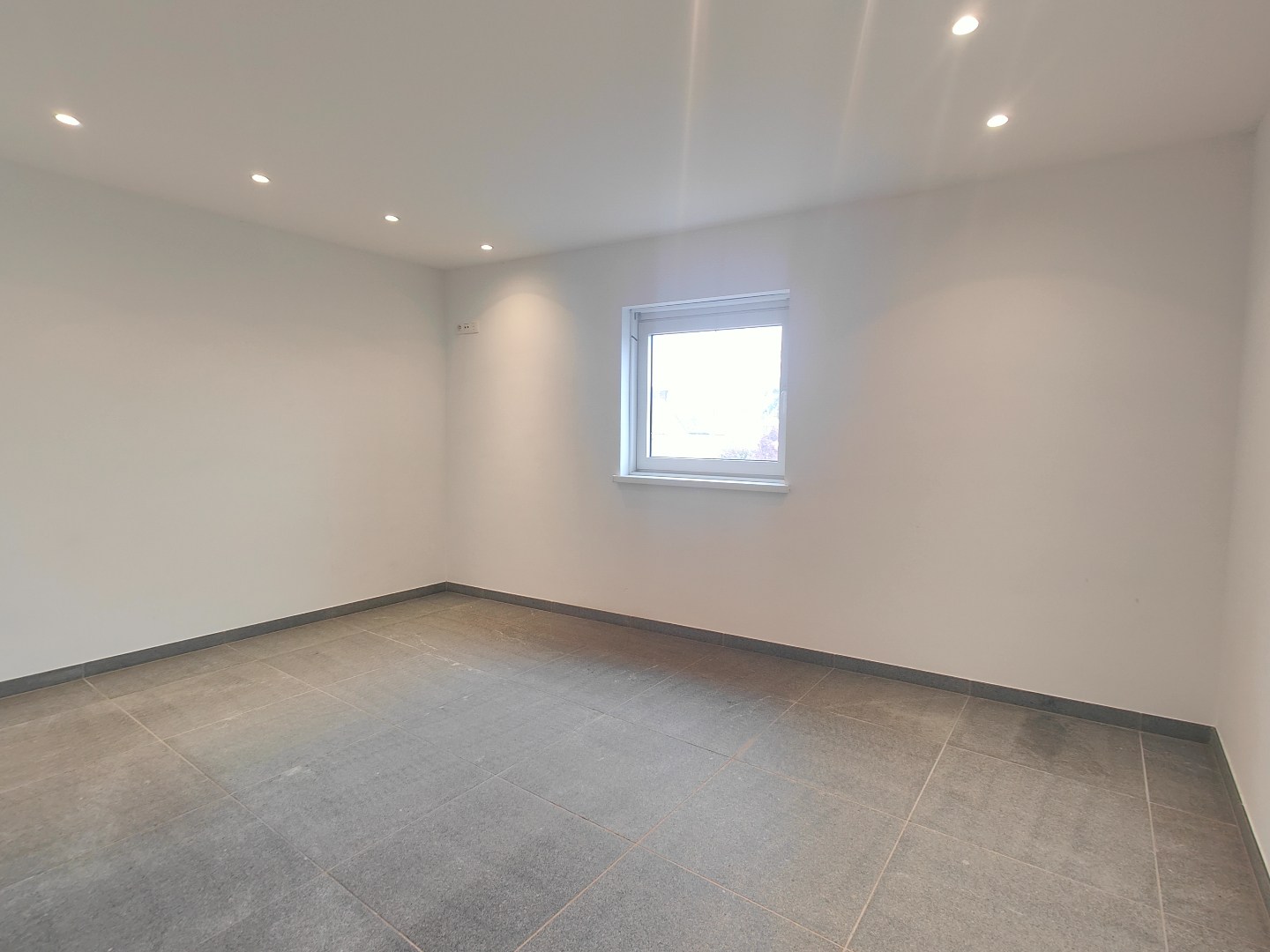 Apartment for rent in Meulebeke with 2 bedrooms - photo 5