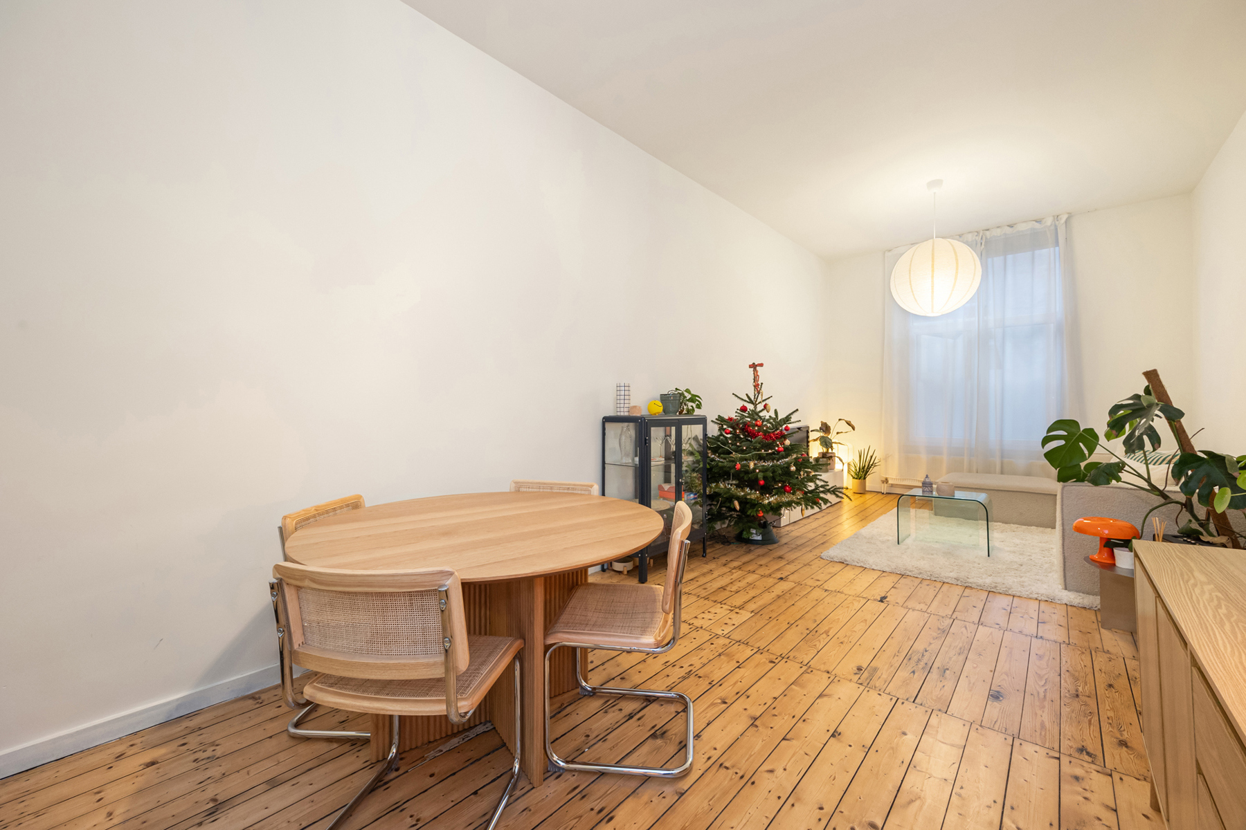 Gezellig gelijkvloers appartement met ruime tuin - foto 2