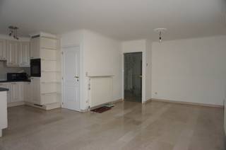 Dit verzorgd en instapklaar appartement bevindt zich op de eerste verdieping (met lift) van een goed onderhouden residentie aan de Solferinostraat...