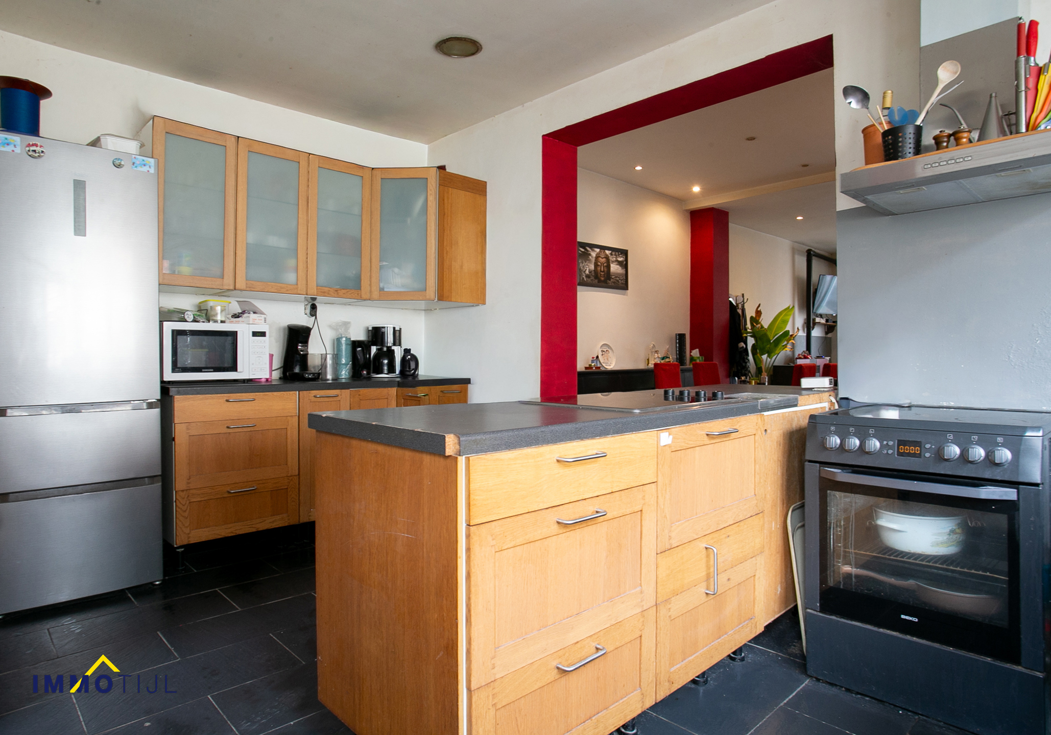 Te renoveren woning met tuin en garage, centraal gelegen! - foto 3