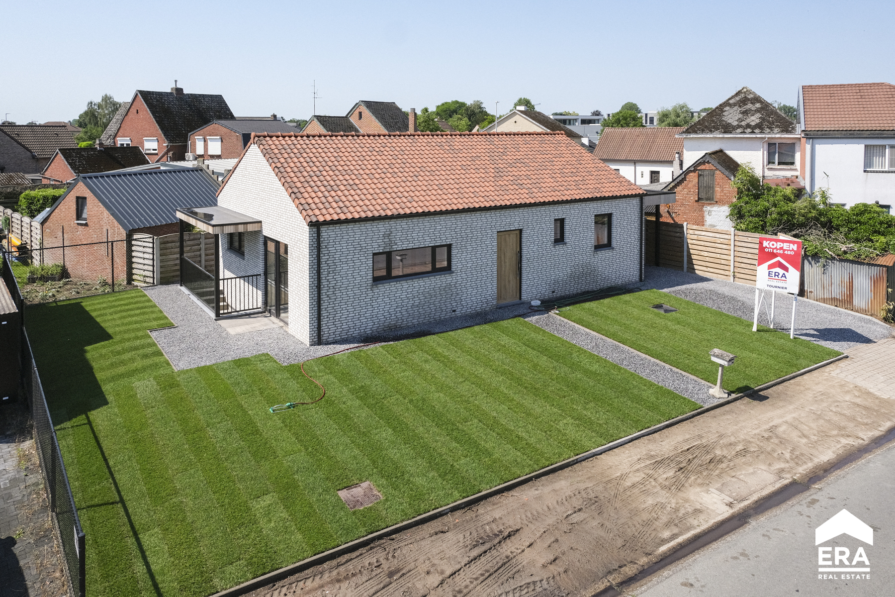 Gerenoveerde gelijkvloerse woning te koop in Pelt - foto 1