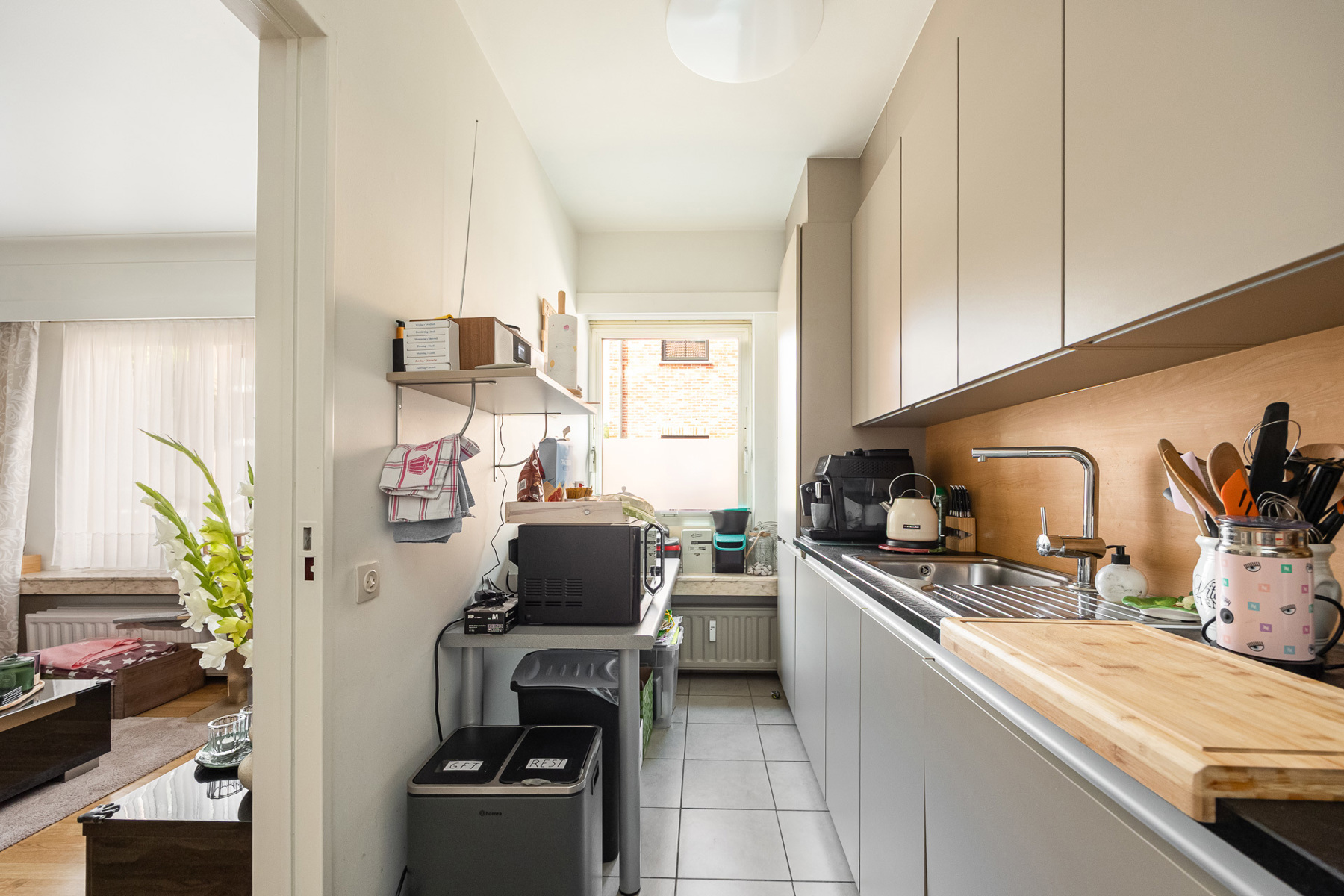 App.-gebouw, 3 appartementen, eigen tuin en parkeerplek! - foto 5