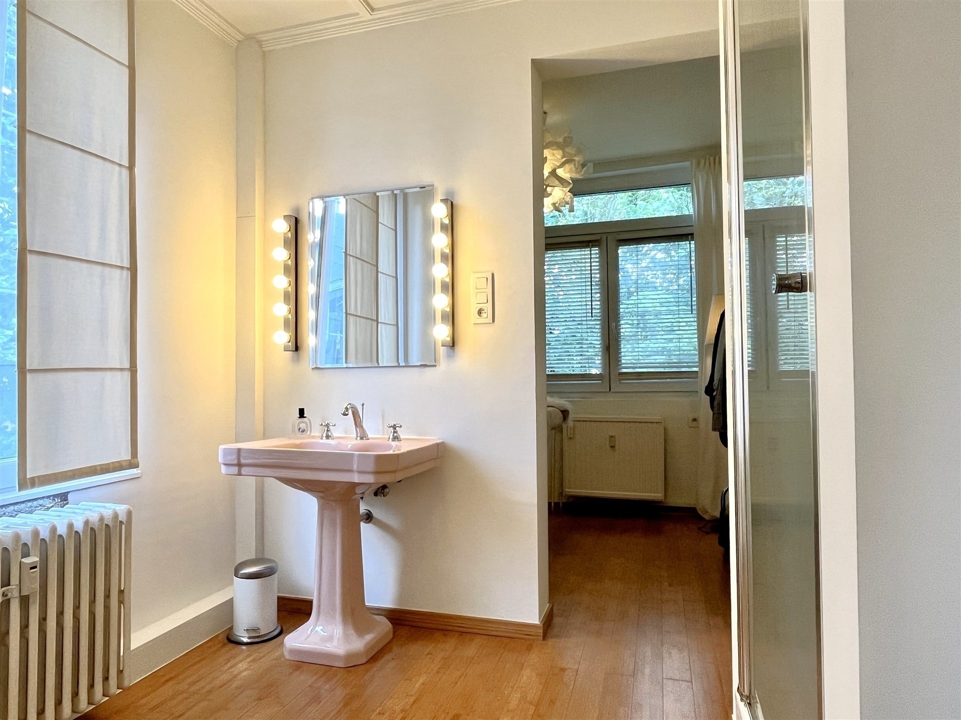 Prachtig gemeubelde studio in authentiek herenhuis! - foto 5