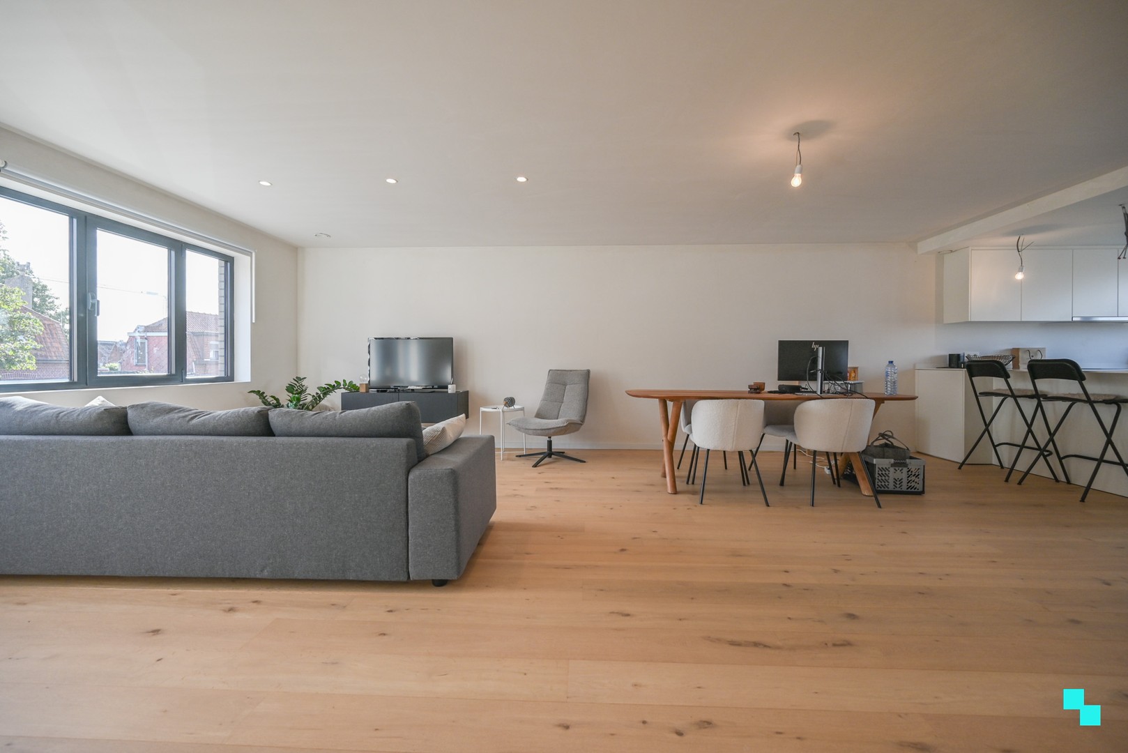 Uiterst interessante opbrengsteigendom in hartje Izegem - photo 3