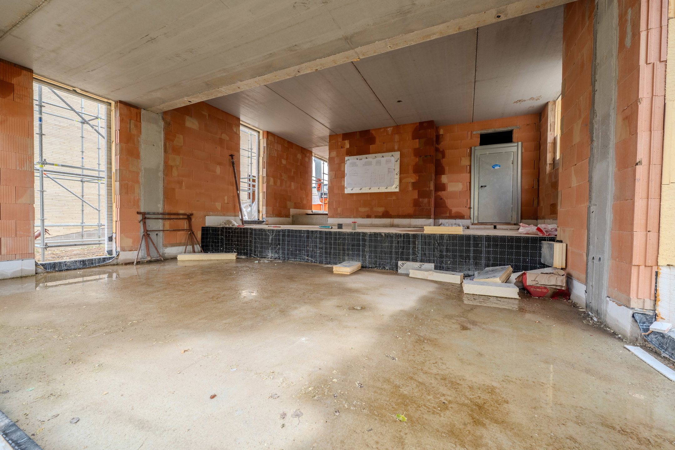 HALFOPEN NIEUWBOUWWONING MET 4 SLAAPKAMERS EN GARAGE - foto 5
