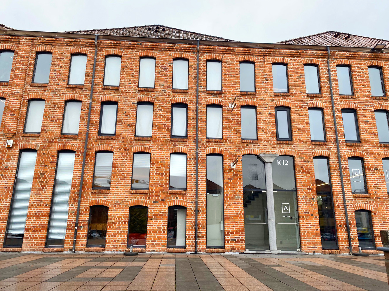 Kantoor ca. 150 m² gelegen op het Pottelberg bedrijvencentrum. - foto 1