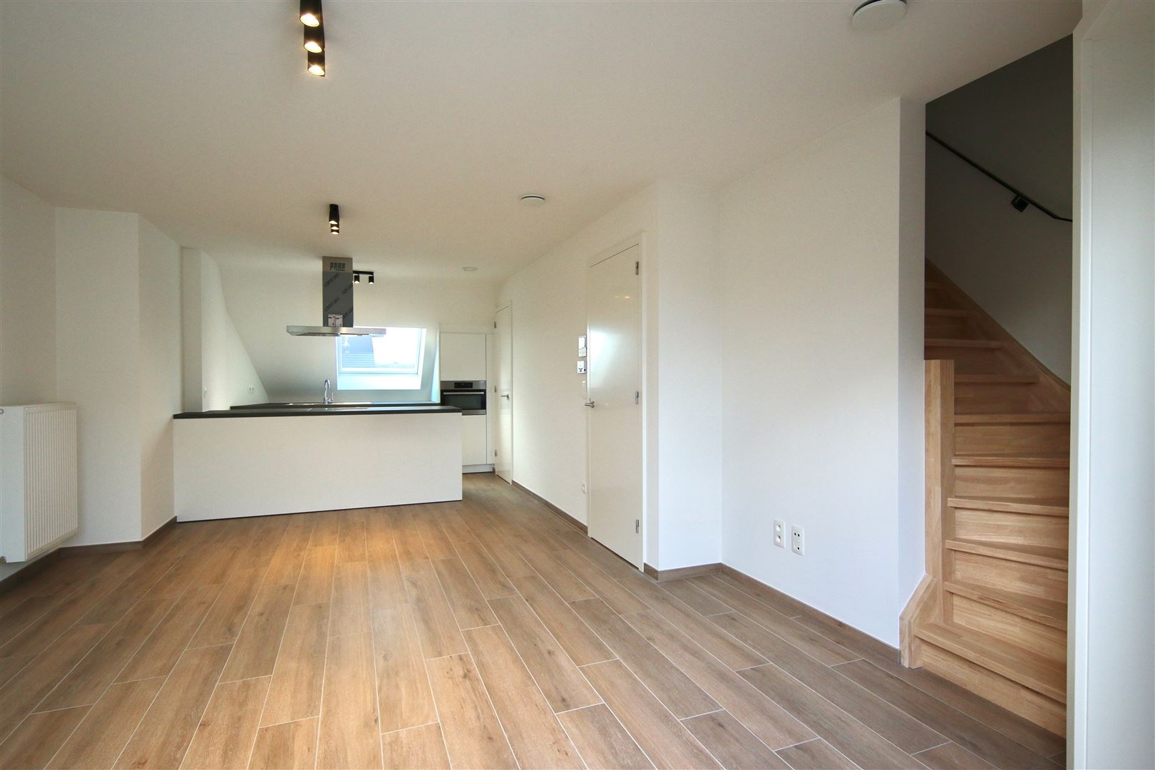 Apartment for rent in Vrasene with 2 bedrooms - photo 2