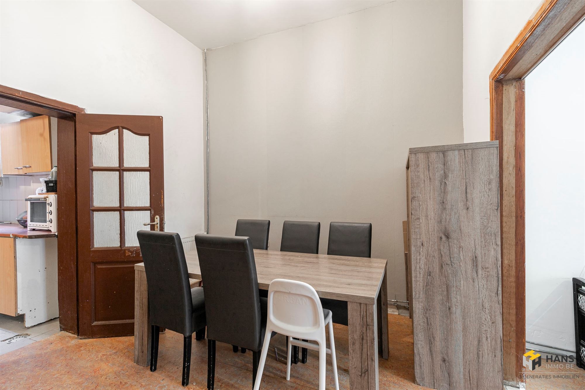 Opbrengsteigendom (211 m²), mogelijks in te richten als 4 wooneenheden - foto 4