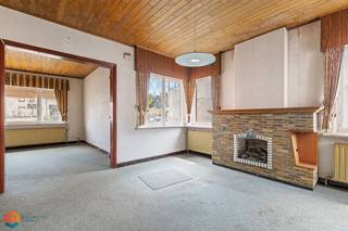 Op een uitstekende locatie te Putte (Beerzel) bevindt zich deze te renoveren woning met 2 slaapkamers en tuin. De woonst geniet van een...