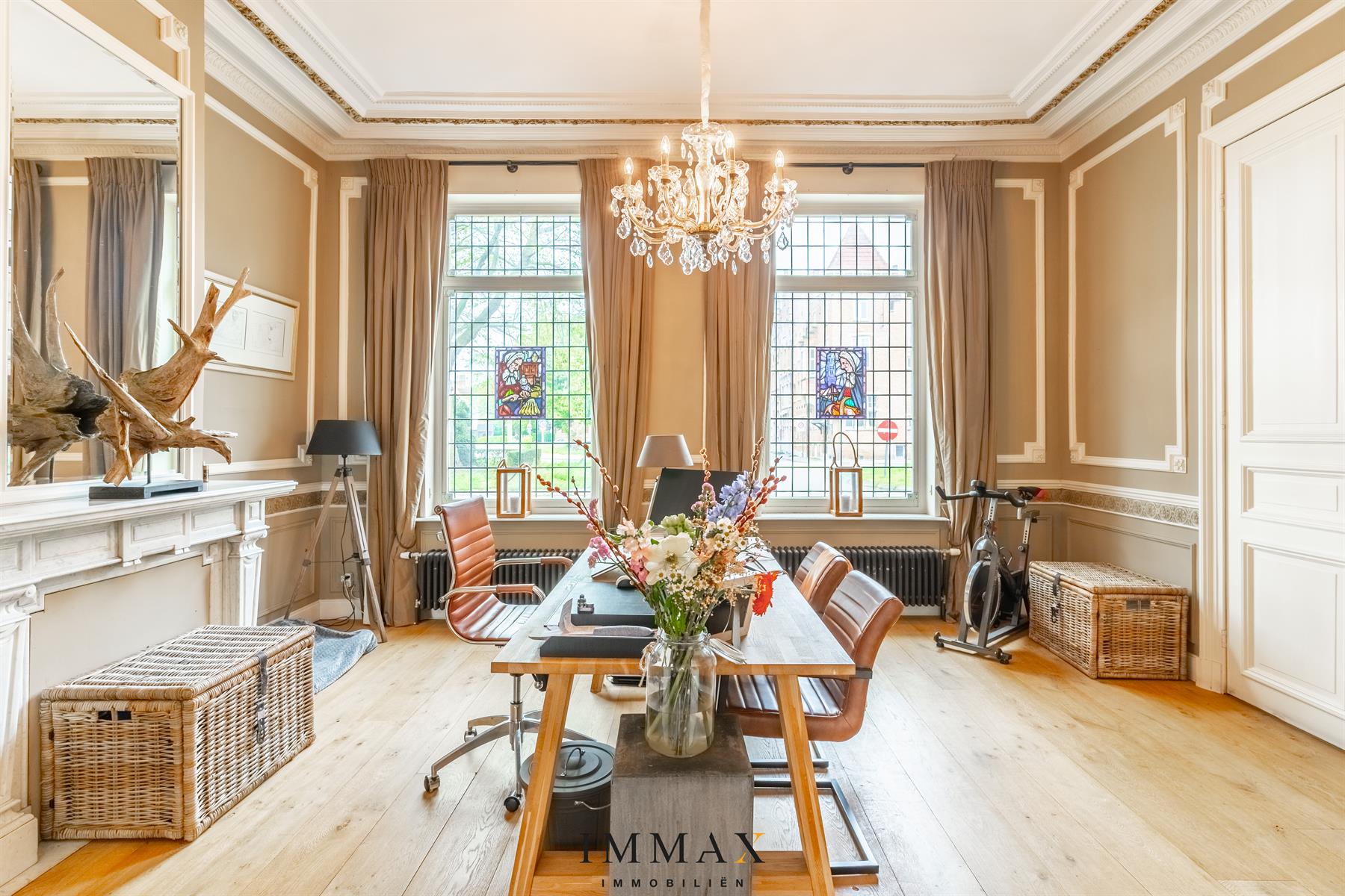 Authentieke en stijlvol gerenoveerde herenwoning met stadstuin en dakterras - foto 2