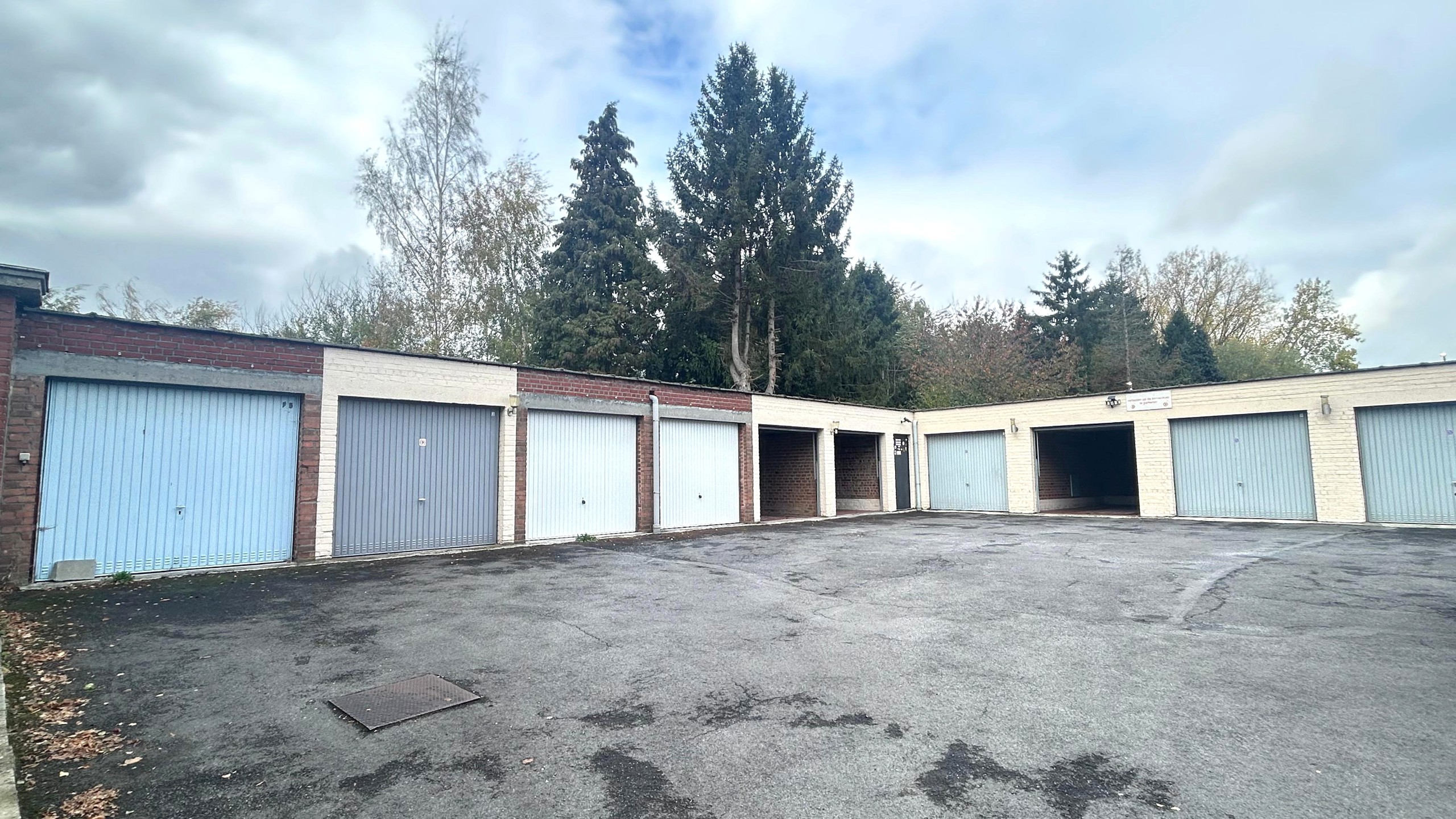 Garage for sale in Nieuwerkerken - photo 2