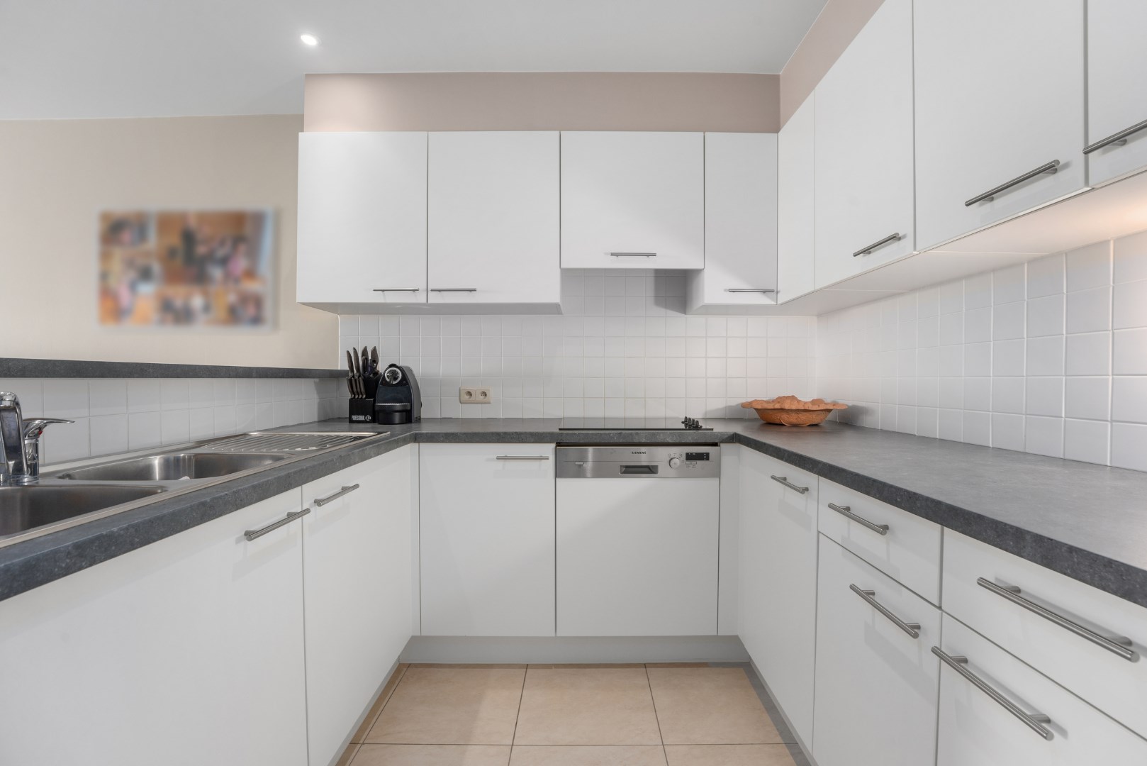 Prachtig en ruim 2 slaapkamerappartement te koop nabij de zeedijk - foto 5