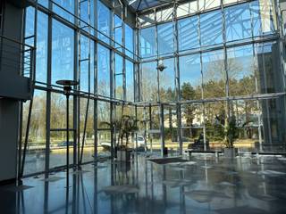 Offices strategically located between the centre of Louvain-la-Neuve and the Einstein Science Park.Immediate proximity to the N25 and E411.Easily...