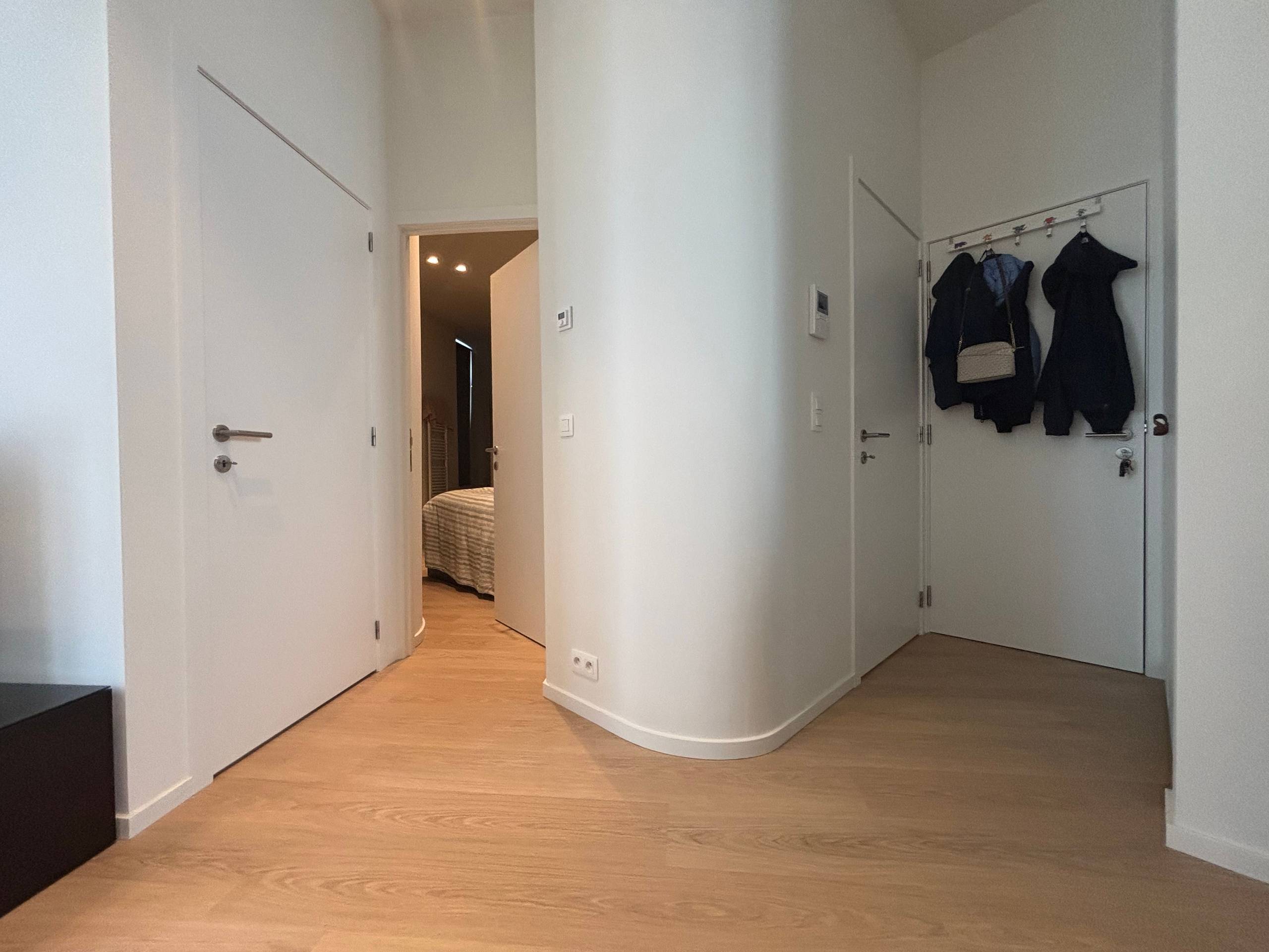 Lichtrijk appartement met 1 slaapkamer en terras in Zottegem - foto 4